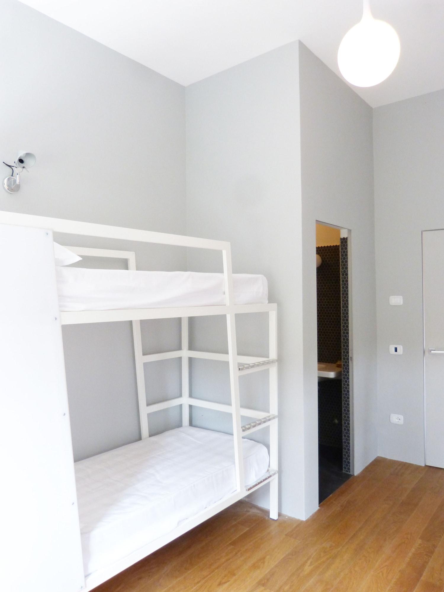 Babila Hostel ミラノ エクステリア 写真