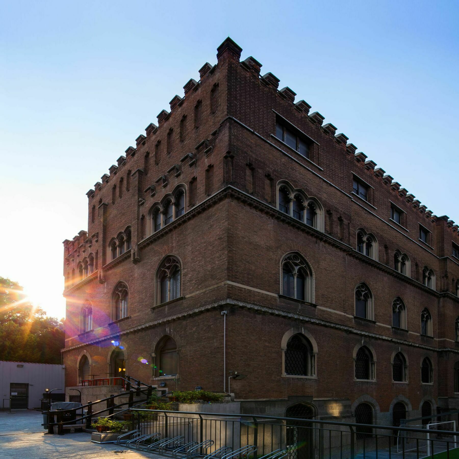 Babila Hostel ミラノ エクステリア 写真